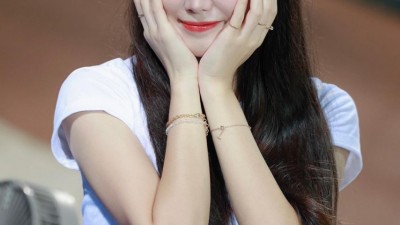 안지현