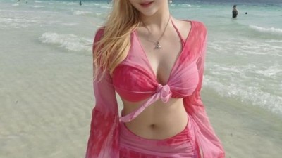 자연산 G컵 조예린 핑크 비키니  추석맞이 한복 삐끼삐끼.jpgif
