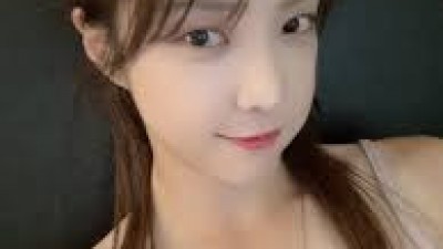 ㅇㅎ) 항공승무원과 졸업. 대기업 비서 출신. 미모의 먹방 유튜버 꿀꿀보보. 키 170에 글래머 몸매~!! 약후]