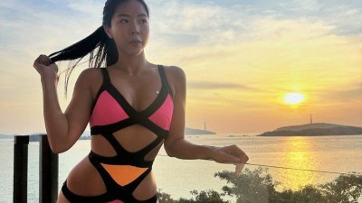 피지컬 커플 제이제이의 피키니 폼 근황.jpg