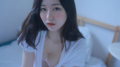 침대 위 언더웨어 SEHEE2