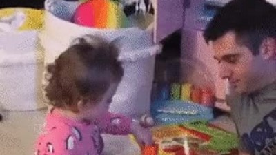 똑똑한 우리딸 ㄷㄷ.gif
