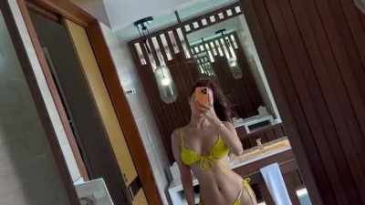 오또맘 개쩌는 노란 비키니