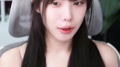 ??이 나비 모양 화이트 슬립 시스루 가슴골