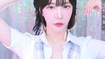 겨우디 묵직한 가슴골