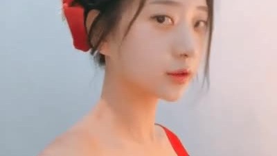 신재은 기모노 가슴골