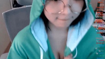 하악이 귀여운 의상
