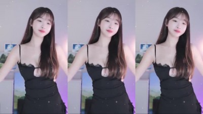 둘기얏] 가슴 옆구리에 구멍난 블랙 란제리룩 원피스 - 우마우마