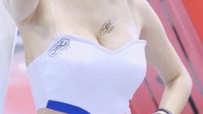 묵직한 안나경