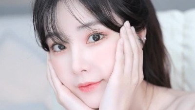 채원 이쁜척