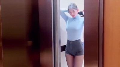 엘리베이터 기다려주는 DJ 미유.mp4