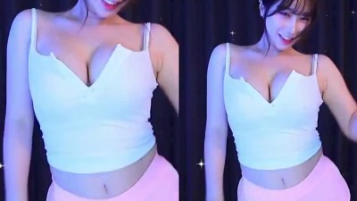 (약후) 흰 끈나시 핑크 돌핀팬츠 입고 춤추는 그릴래영 슴부먼트