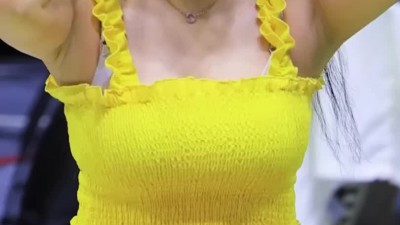 치어리더 김한나 노란 나시 겨드랑이
