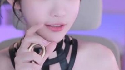 요르 포저 코스프레한 둘기얏 몸매