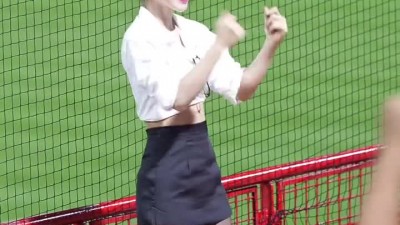 오피스룩에 검스 이다혜