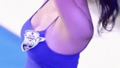 응원하는 크롭나시 안지현 치어리더