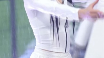 폭우속 젖은 레쉬가드 신세희 치어리더