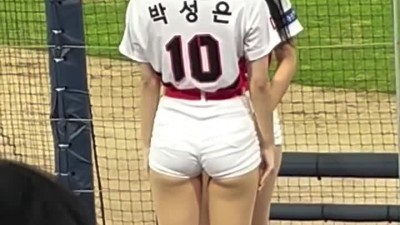뒤에서 본 박성은 치어리더 힙라인