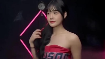 최홍라
