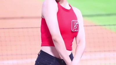 최홍라