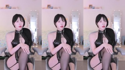 블랙 브라 가슴골 겨우디] 검스에 가터벨트
