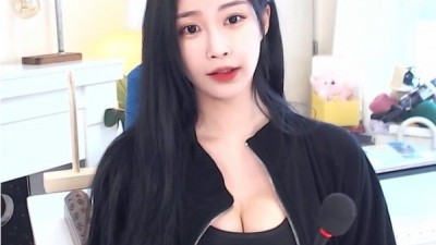 얼굴도존예인릴펄나이키탑브라섹시한슴골