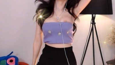 아프리카여캠격하게리액션하다가ㄲㅈ노출ㅅㅅ