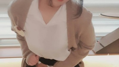손손노팬티로인스타업로드노브라인듯?