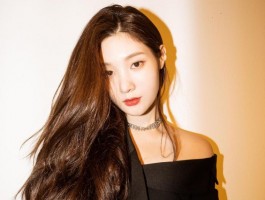 정채연