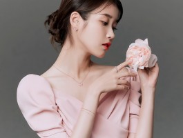 아이유 제이에스티나 화보 + 메이킹 필름