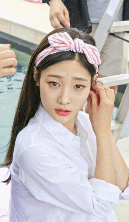 정채연 과감했던 핑크 비키니